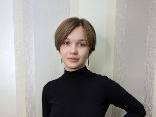 BereniceGell shows