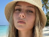 StefaniBrowyn photos